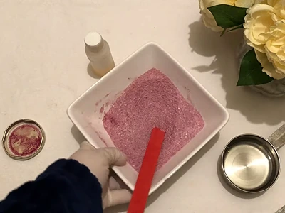 How to make beetroot body scrub. After mixing the sugar and the beetroot powder