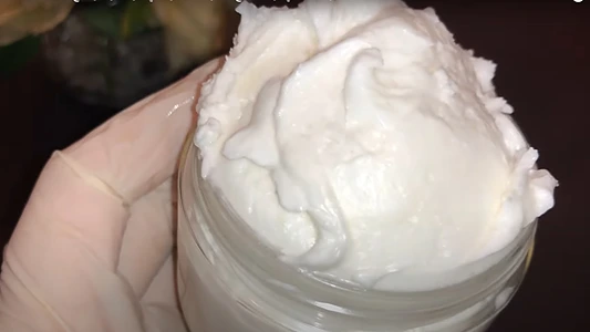 DIY Moisturizing Cream. Final product