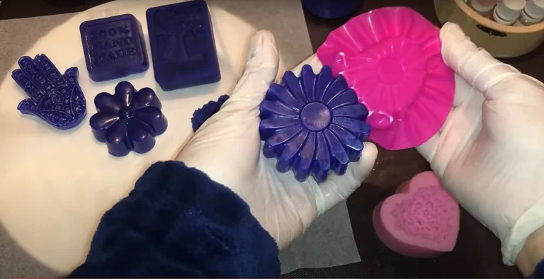 DIY blue nila soap. Feature image