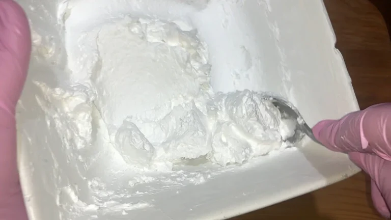 DIY Foaming Bath Butter. Feature image