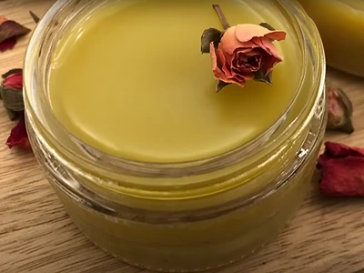 DIY natural jelly for soft feet. Final product (1)