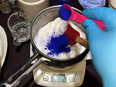 DIY Creamy Soap with Blue Nila. Add blue nila