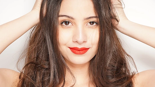 DIY Lipstick and Lip Moisturizer. Woman with red lipstick 2