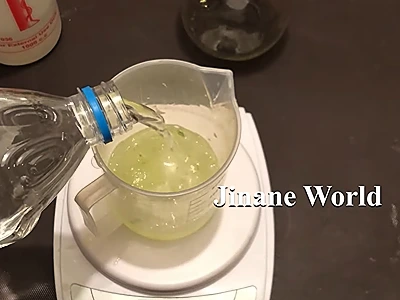 DIY Aloe Vera Extract. Add distilled water