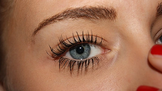 DIY Serum for Thicker Eyelashes. Woman eyes