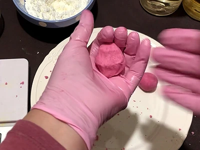 DIY Korean Candy Scrub. Squeeze and shape the scrub into balls
