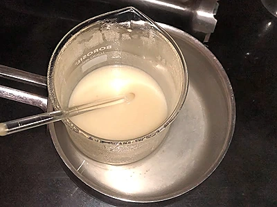 DIY Oat Milk Hair Cream. Heat and melt the ingredients in a bain-marie