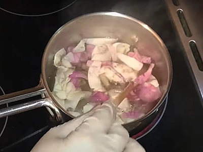 DIY Rose Face Toner. Allow the water to boil for 5 minutes. Keep stirring