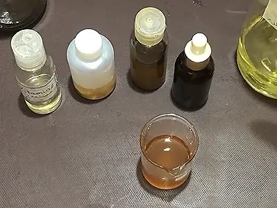DIY Serum for Dark Circles. Put coffee oil extract in a beaker