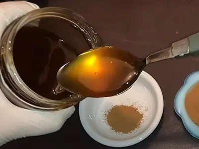 DIY Face Mask for Acne. Take a tablespoon of natural honey
