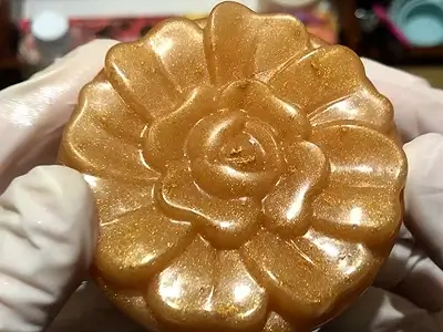 DIY Musk Soap Recipe. This is the golden soap
