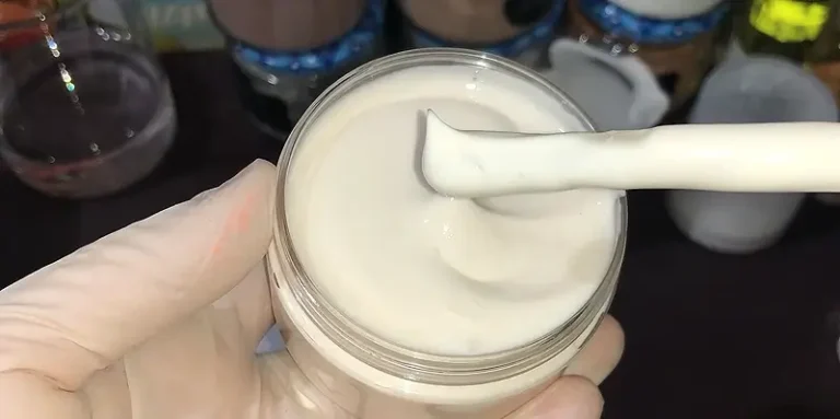 DIY Alpha Arbutin Cream for Face. Feature image