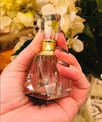 Easy DIY Oil Perfume Recipe. Final product