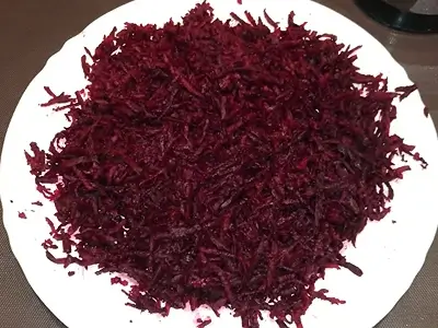 How to Make Dried Beetroot Powder. The peeled beetroot strips