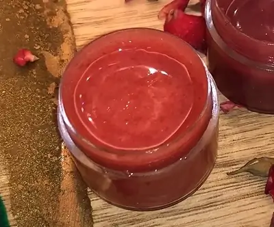 DIY Lip Gloss for Fuller Hydrated Lips. Final product